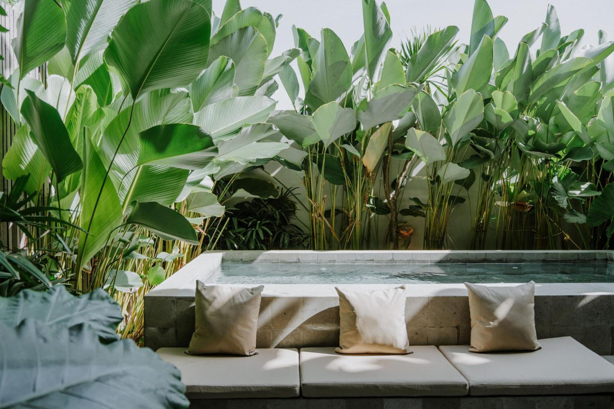 The Komu Canggu Bali Exterior foto